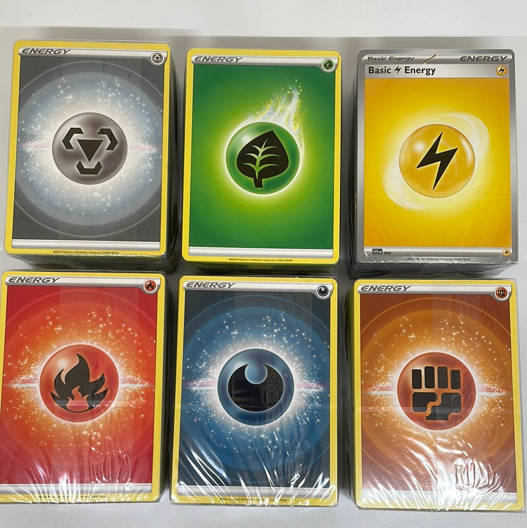 Build and Battle Energy Cards Sealed Near Mint - 121 Count